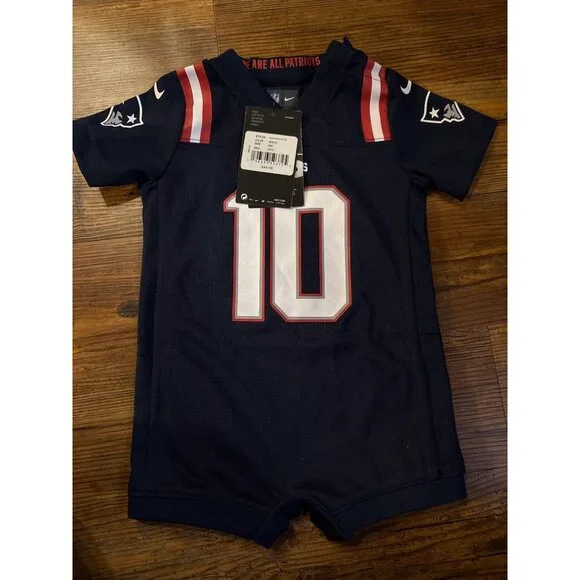 Newborn & Infant Nike Mac Jones New England Patriots Romper Jersey 6–9 month New - Picture 5 of 6